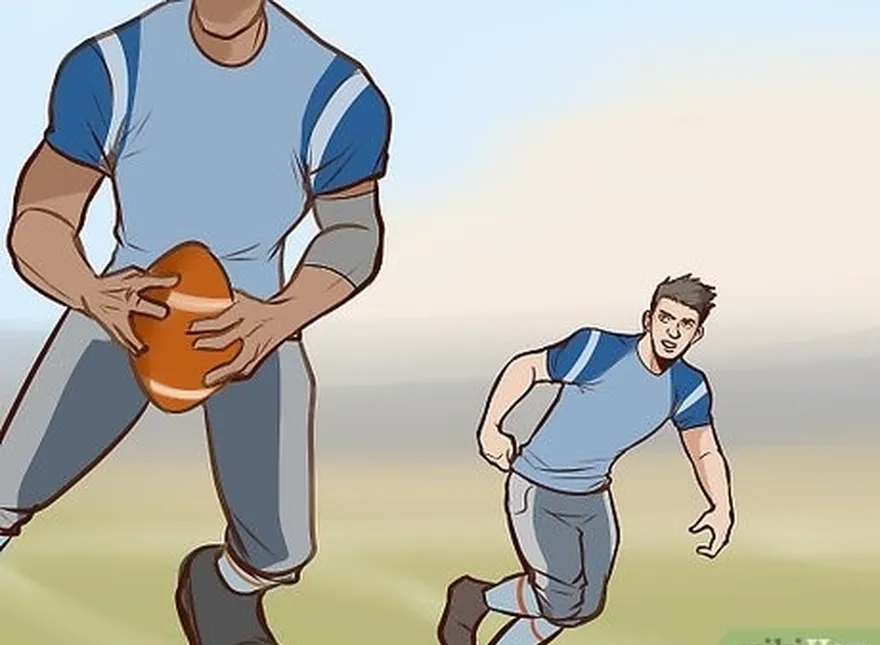 ステップ3チームをサポートします's runs by staying diagonally behind the ball carrier.