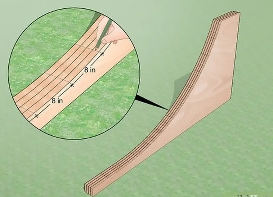 ステップ1遷移に沿って8インチ（20 cm）ごとにマーク' curved edges.