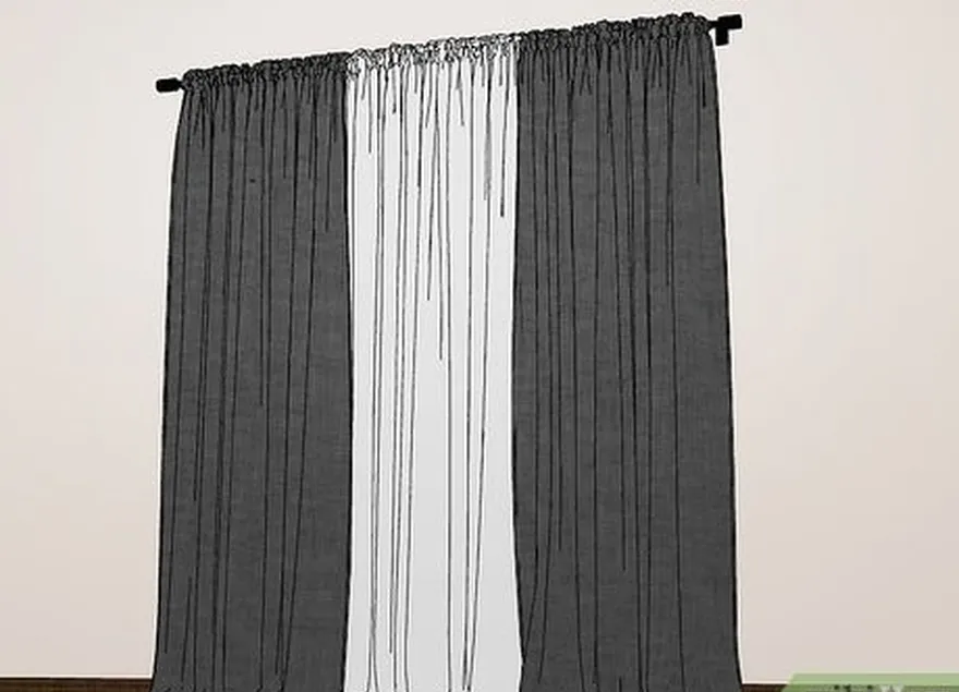 耳栓がない場合't cutting it, soundproof curtains can help.