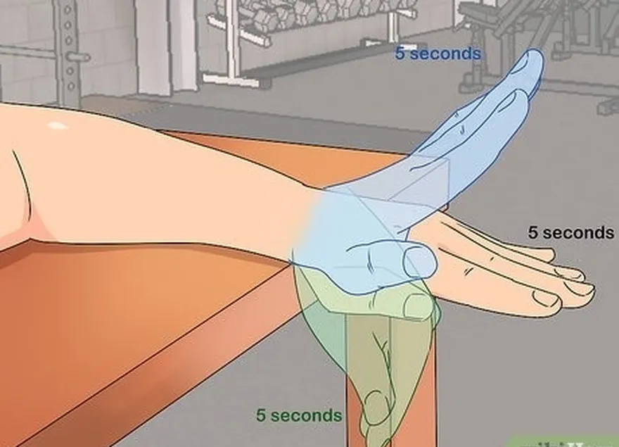 ステップ4を下げて、開いた手のひらをテーブルの端から持ち上げます。